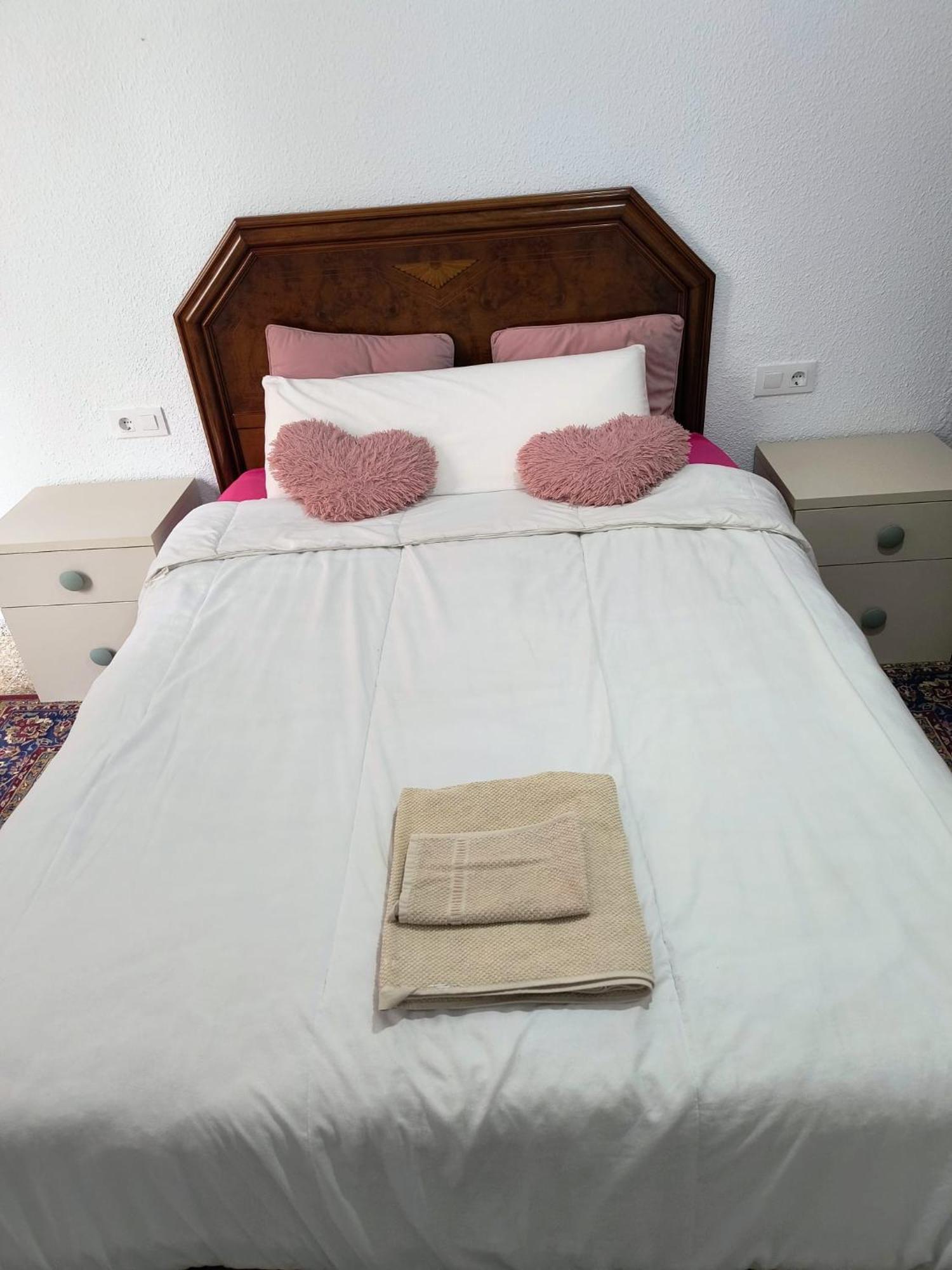 Habitaciones Comodas 塔韦尔内斯德拉瓦利迪格纳 外观 照片