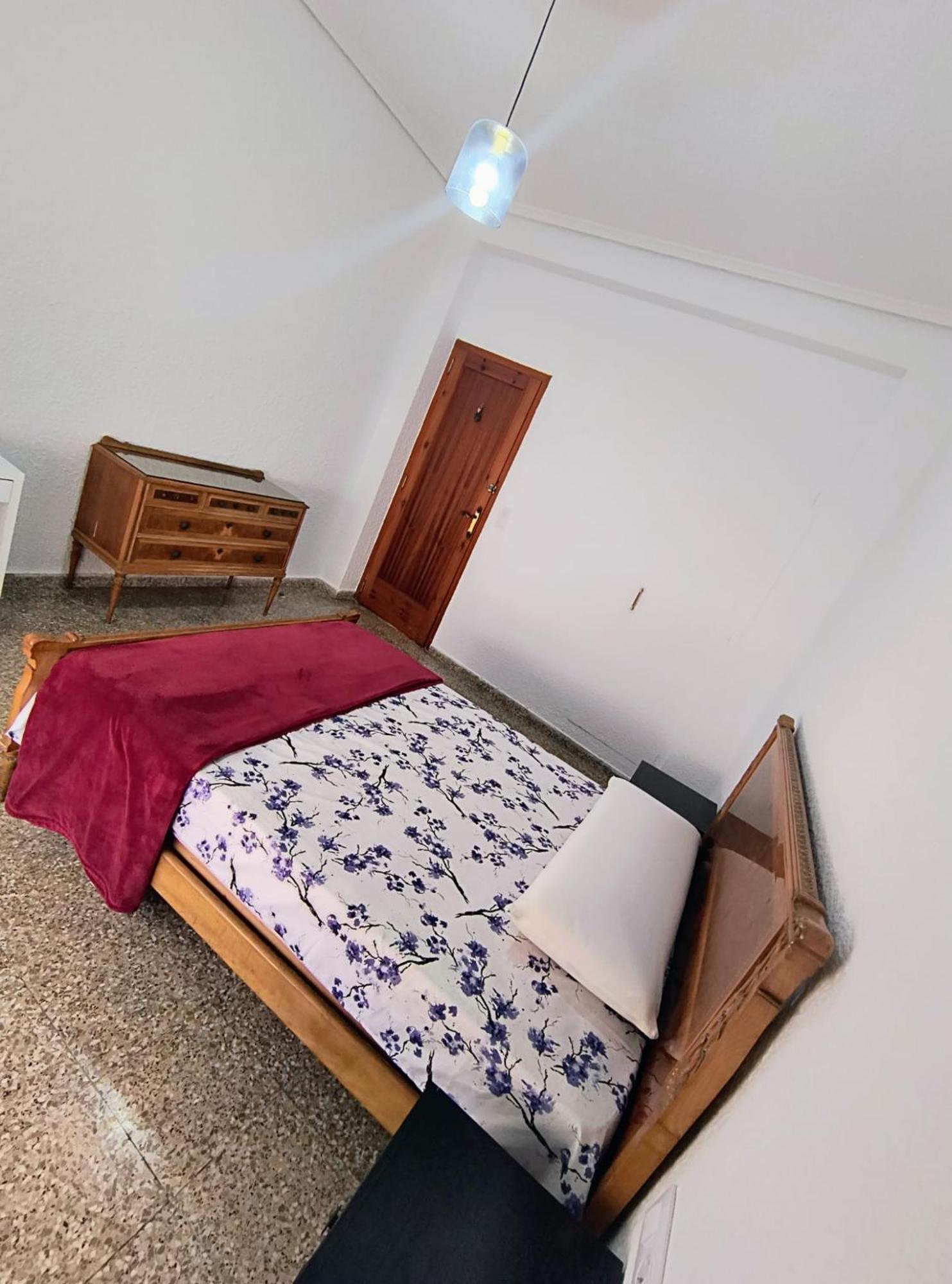 Habitaciones Comodas 塔韦尔内斯德拉瓦利迪格纳 外观 照片